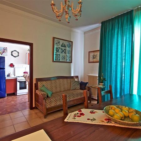 Affittacamere La Casa Di Elide Arezzo Ngoại thất bức ảnh